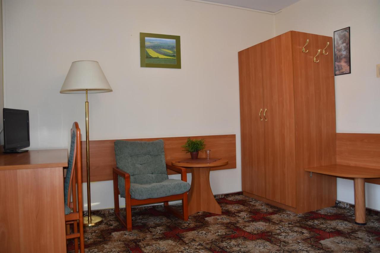 Agro Obiekt Hotelowy Frühstückspension Breslau